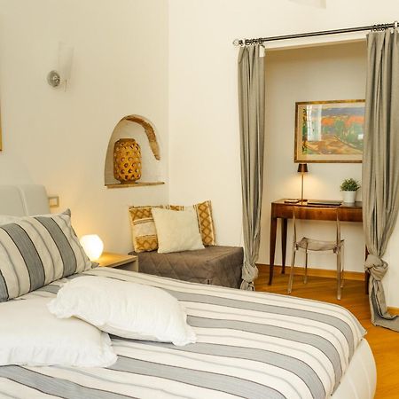 Ferienwohnung In Pieno Centro Storico Con Parcheggio Gratuito Incluso. Udine Exterior foto